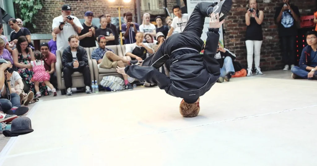 B-boy y b-girl