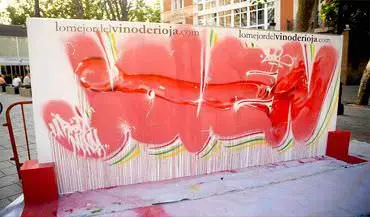 Mural Vino joven, trabajo de david vicent san martin