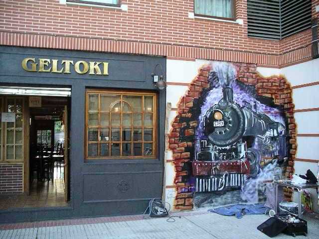 Grafiti estación Sondika, trabajo de Emilio de Bilbao