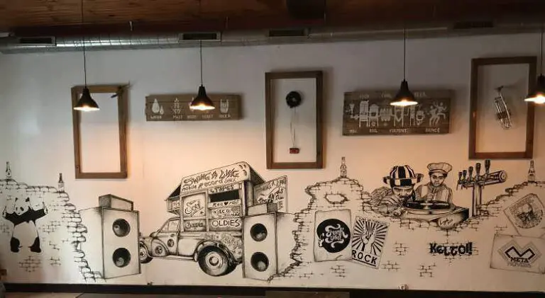 Murales en cervecería "Brewing Records" (Vigo)