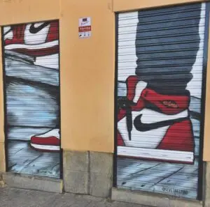 Graffiti decorativo persiana de zapatillas Jordan