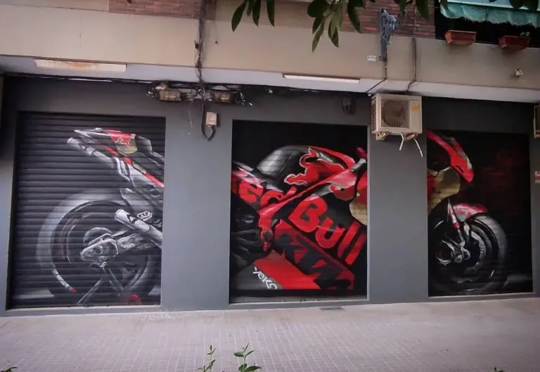 Graffiti en cierre metálico: Motoclub 3F