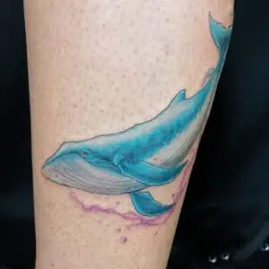 Tatuajes Animales: Tatuaje Ballena a Color