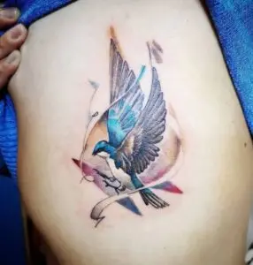 Tatuaje de una golondrina