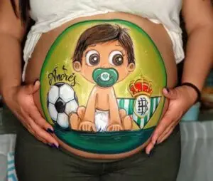 Barriguita pintada bebe del Betis