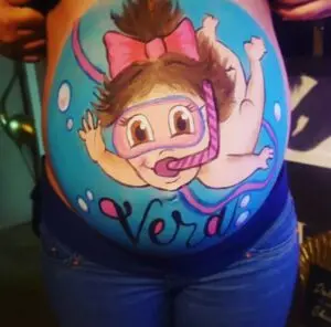 Barriguita pintada niño buceador
