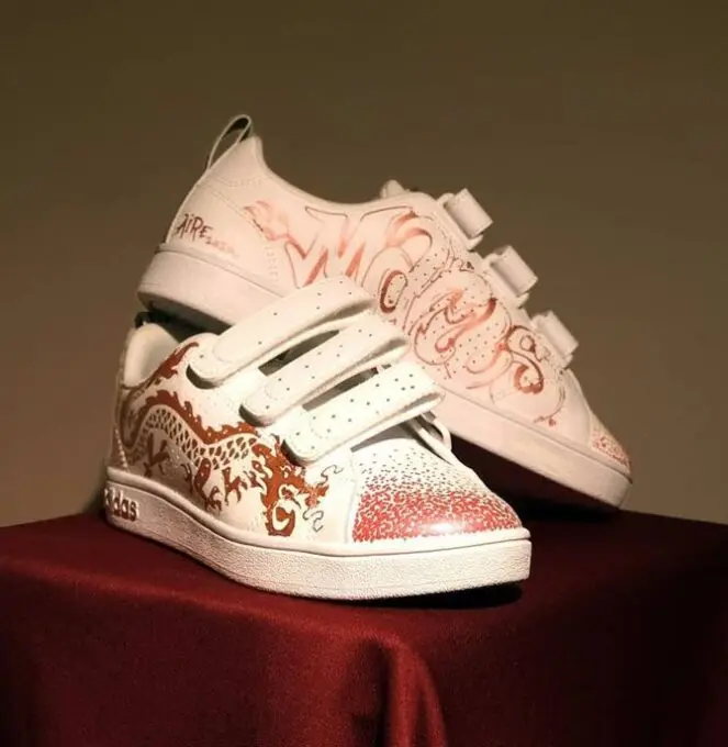 Custom sneakers, trabajo de Alberto Aire