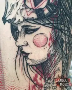 Tatuaje Trash Polka Tattoo: Mujer con calavera