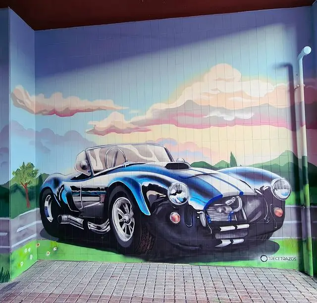 Garaje particular con graffiti en Santiago de Compostela