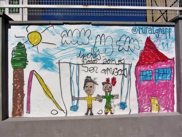 Graffiti mural dibujo infantil