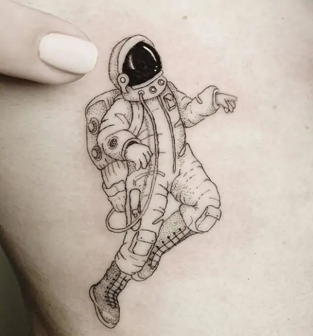 Tatuaje astronauta