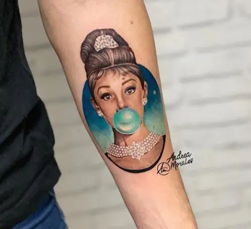 Tatuaje Microrealismo Audrey Hepburn de 12cm