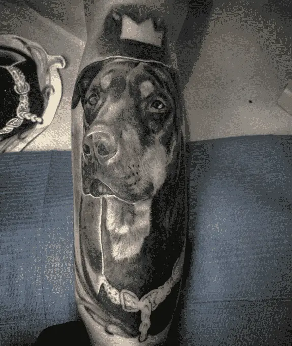 Tatuaje de perro, trabajo de El Chorro Arts
