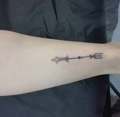 Tatuaje de una flecha