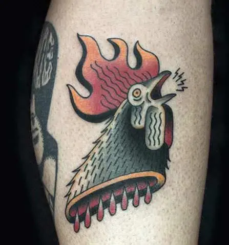Tatuaje neotradicional gallo