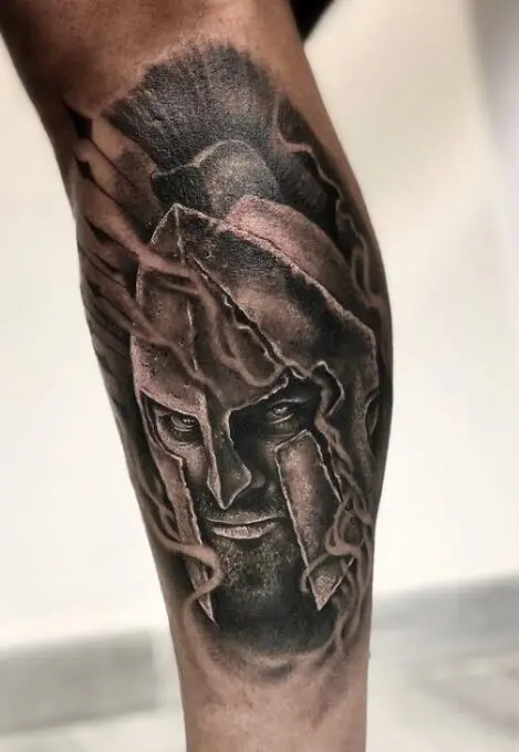 Tatuaje realismo guerrero, trabajo de Alba Alarcon Fraga