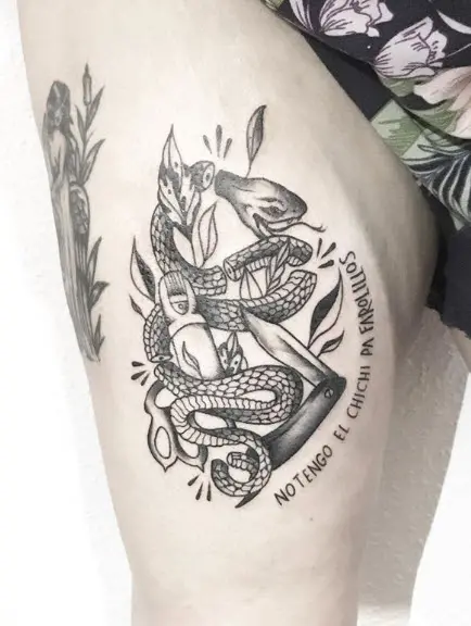 Tatuaje new school serpiente: «no tengo el chichi para farolillos»
