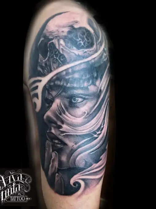 Tatuaje realismo cara mujer