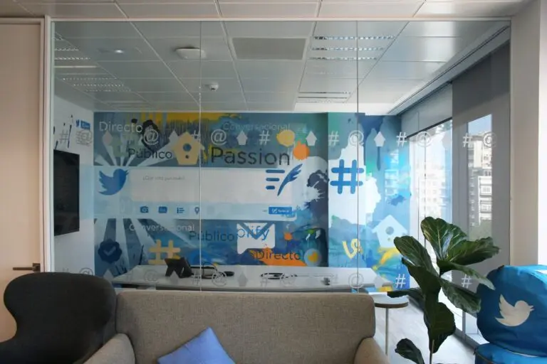 Mural para la Oficina de Twitter Spain
