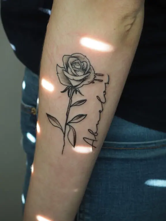 Rosa + palabra, trabajo de Elisabet Garcia Mora