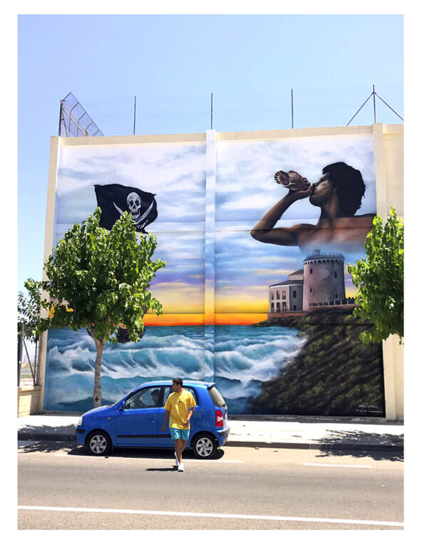 MURALES EN EXTERIOR E INTERIOR